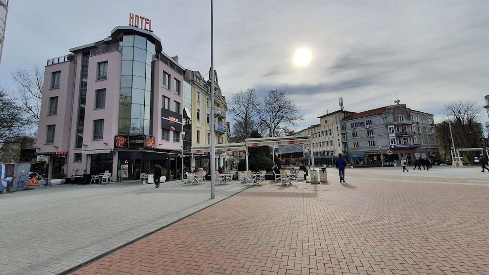 City Mark Hotel Varna Extérieur photo