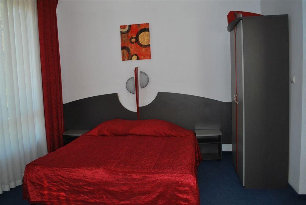 City Mark Hotel Varna Extérieur photo