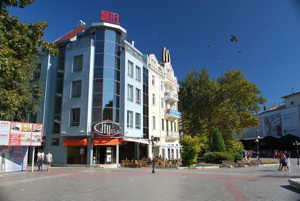 City Mark Hotel Varna Extérieur photo