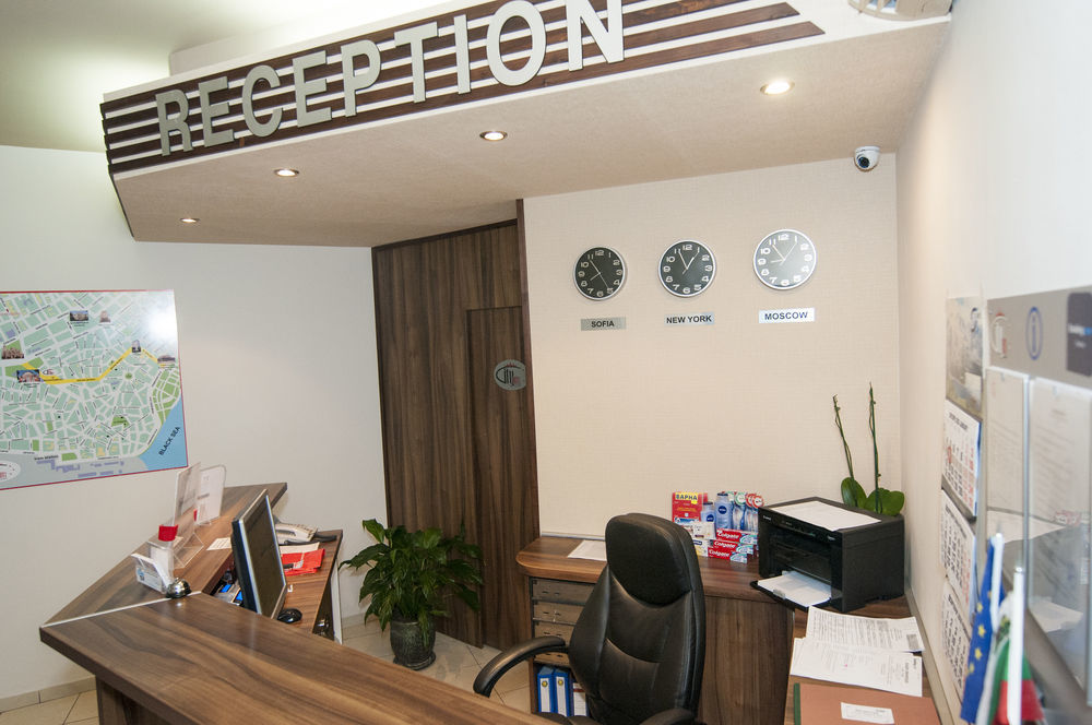 City Mark Hotel Varna Extérieur photo