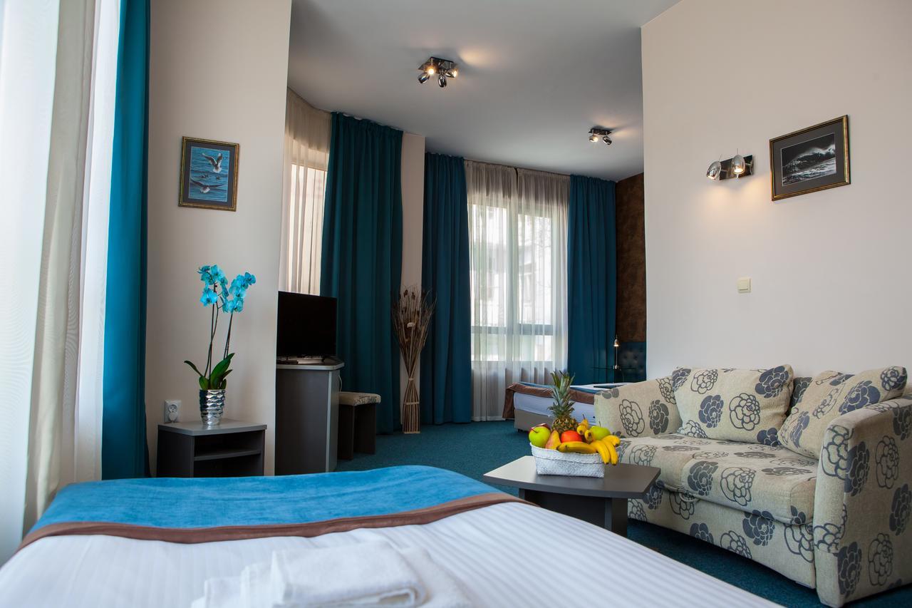 City Mark Hotel Varna Extérieur photo